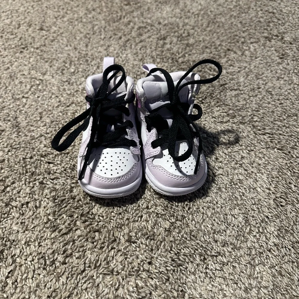Nike Infant High-Top Sneakers - Picture 2 of 6
